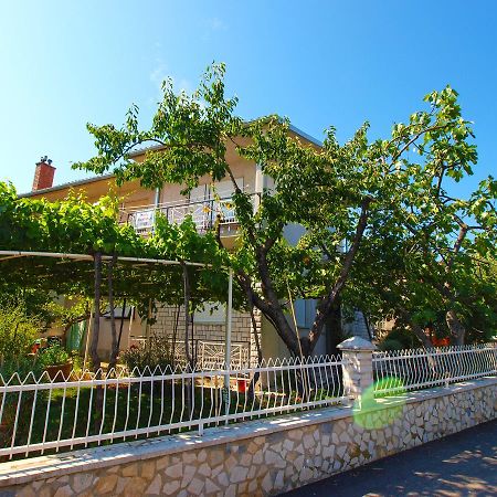 Apartments Valter 613 Pula Exterior photo